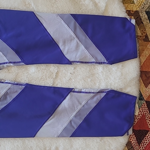 Fabletics Powerhold Purple Colorblock Mesh Panel Athletic Athleisure Leggings - Picture 4 of 12